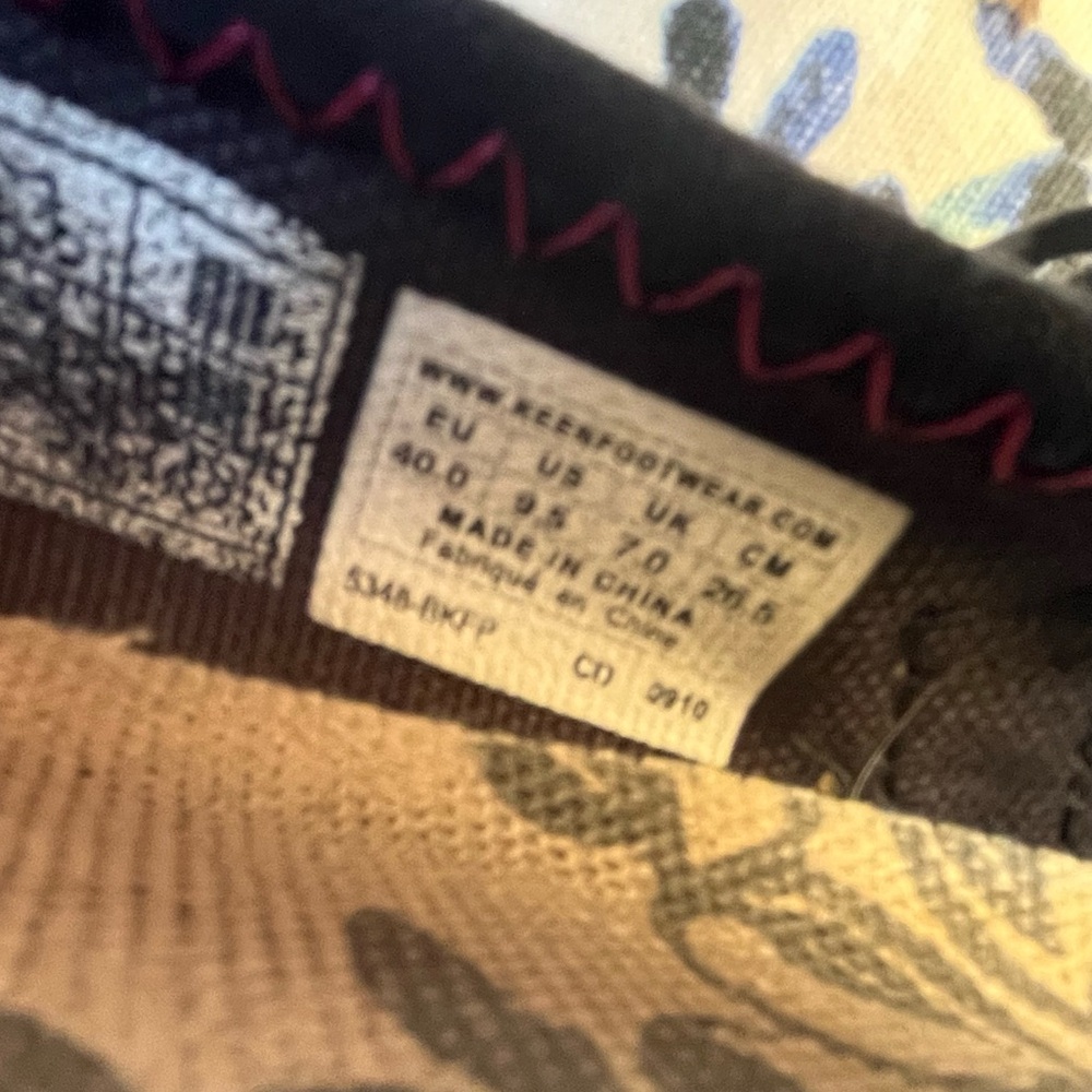 Keen Black Mary Jane Sneakers 9.5 - Picture 5 of 6